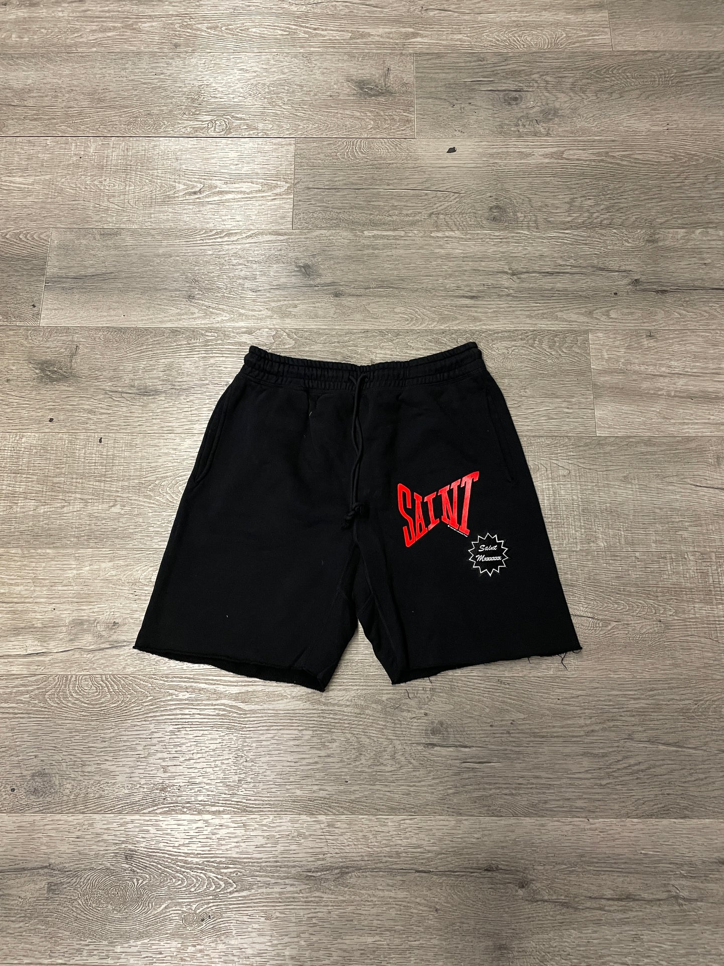 Saint Michael Black/Red Short