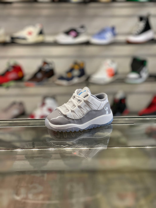 Air Jordan 11 Low Cement Grey